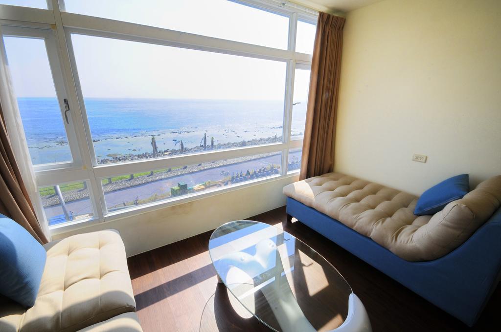 Bed and Breakfast 綠島 綠堤濱海旅店 Lyudao Esterno foto